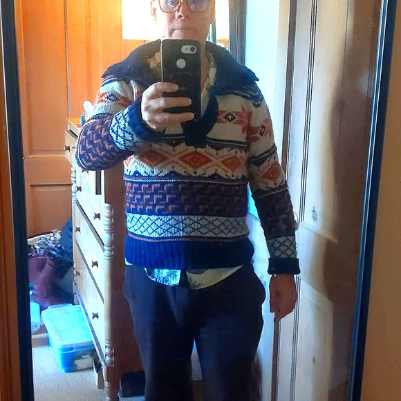 Alpaca wool blend medium sweater - Picture 2 of 5